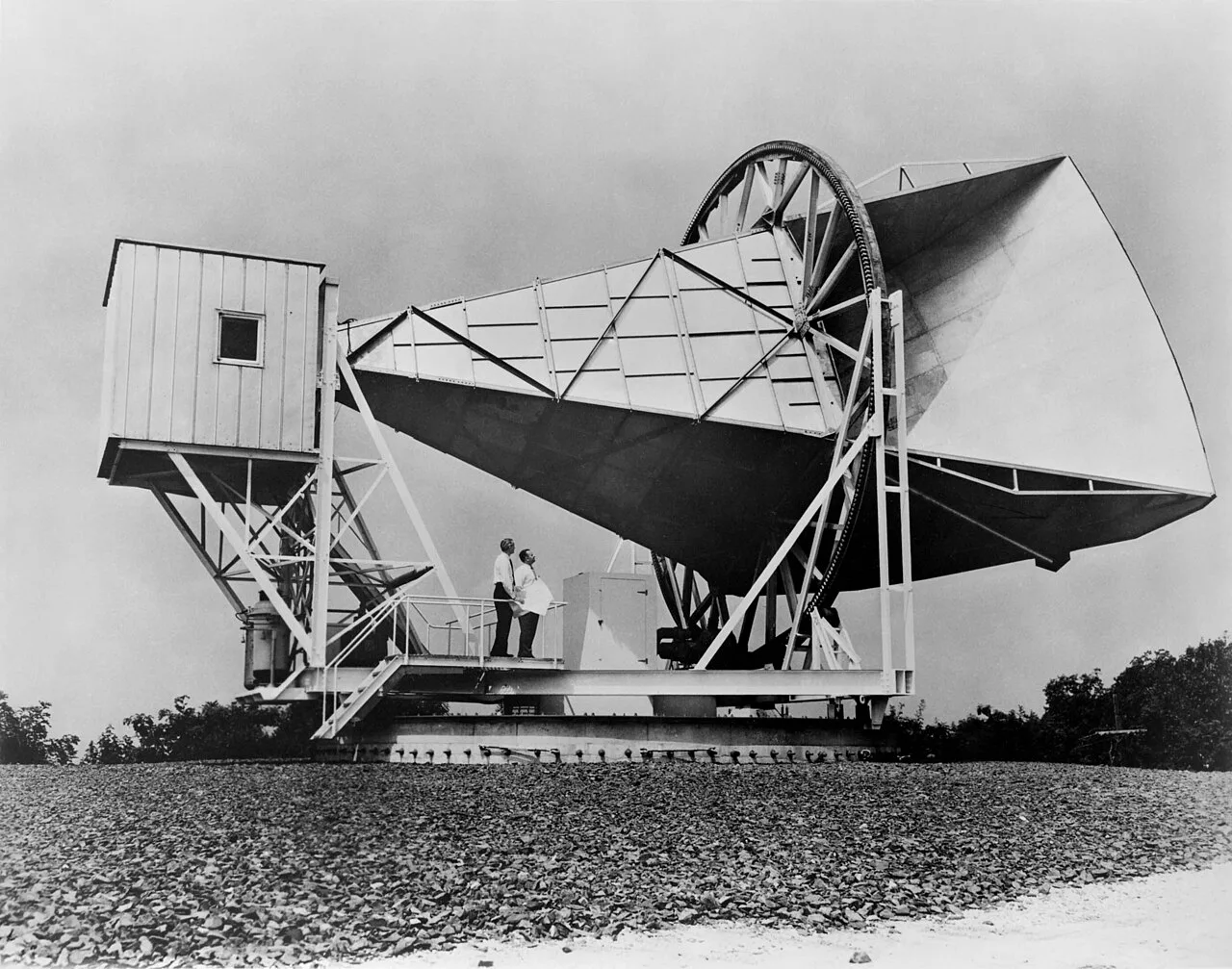 Large horn antenna at Holmdel, New Jersey, used in early satellite communications work